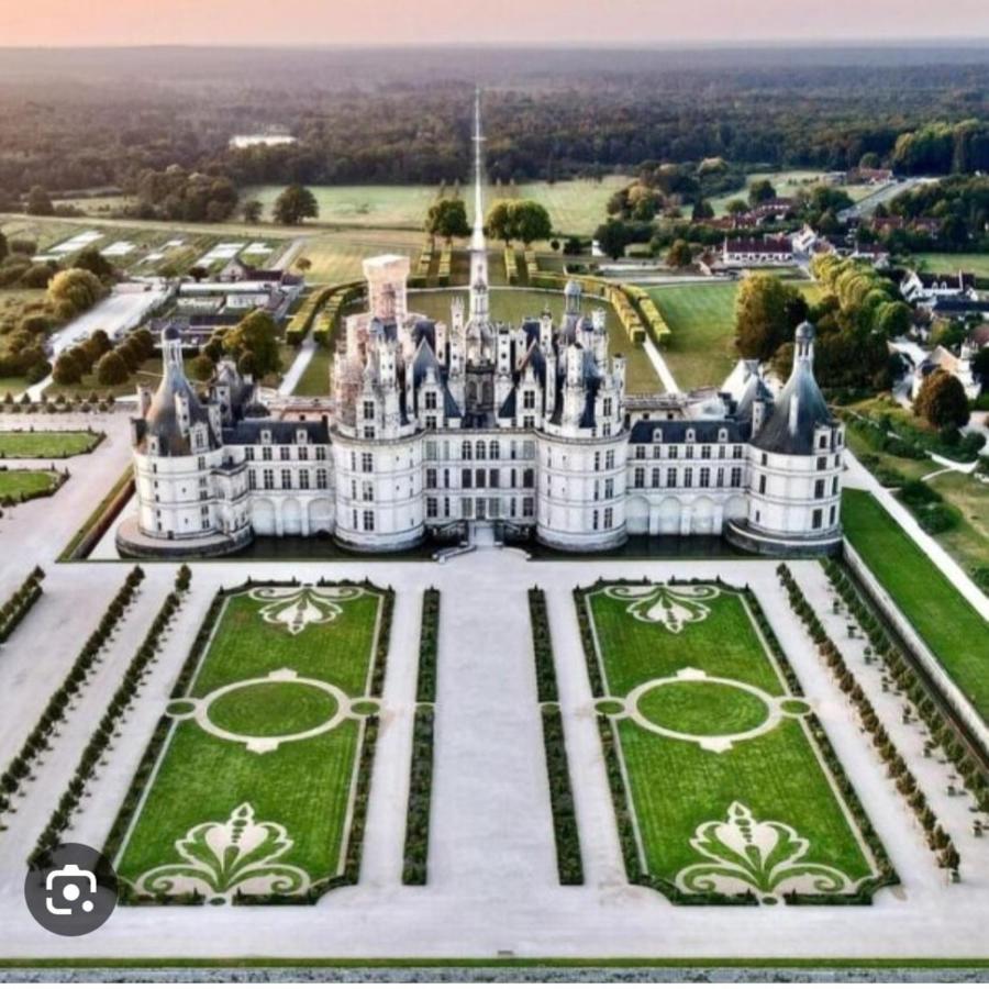 ChâteaurouxLuzerneアパートメント エクステリア 写真