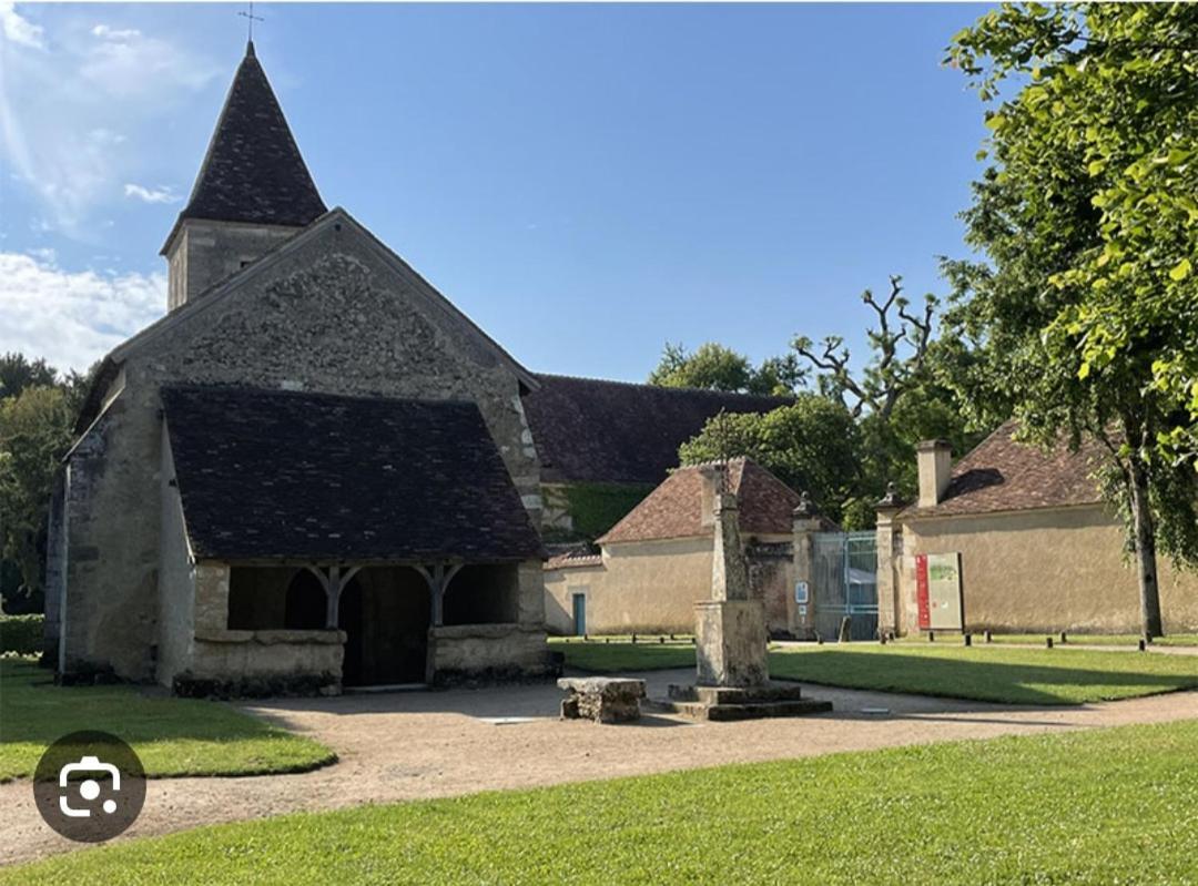 ChâteaurouxLuzerneアパートメント エクステリア 写真